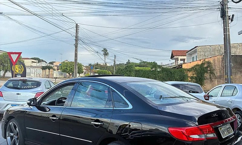Hyundai Azera Gls 3....
