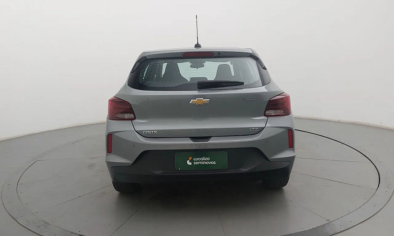 Chevrolet Onix Hatch...