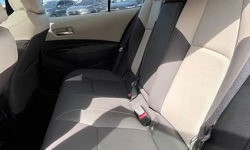 Toyota Corolla Altis...