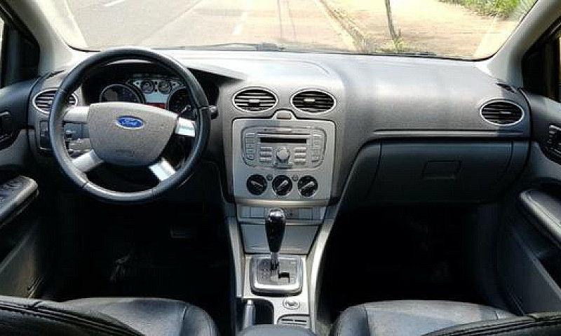 Ford Focus Glx 2.0 1...
