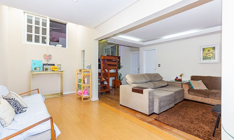 Casa Residencial Com...