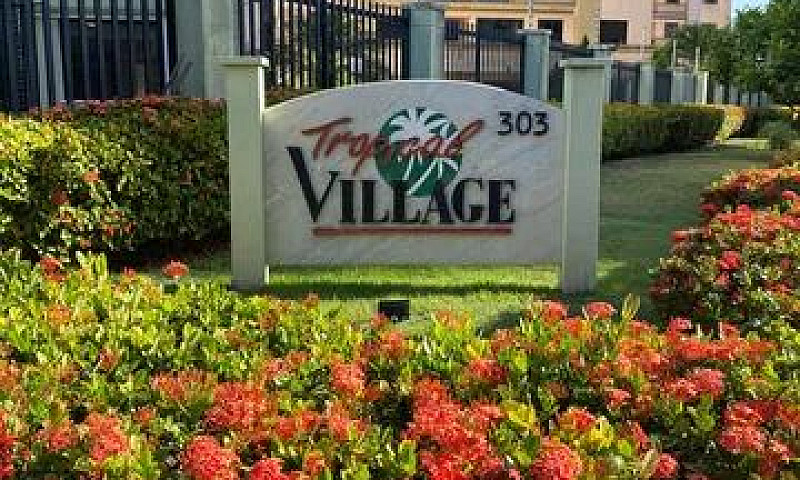 Tropical Village- Gr...