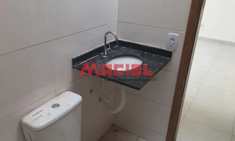 Casa Condomínio Em S...
