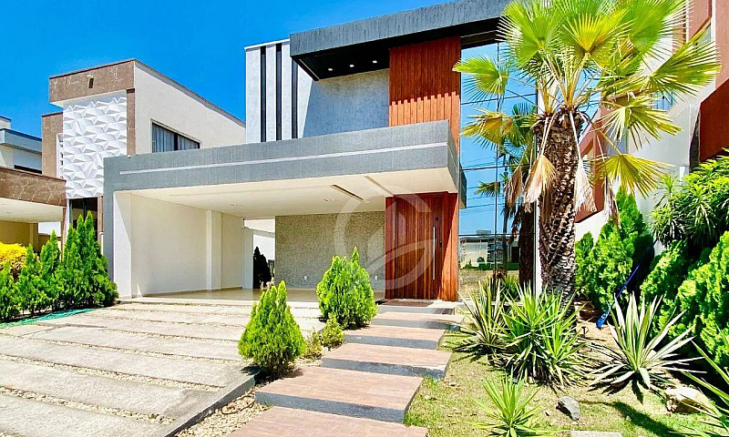 Casa Com 4 Dormitóri...