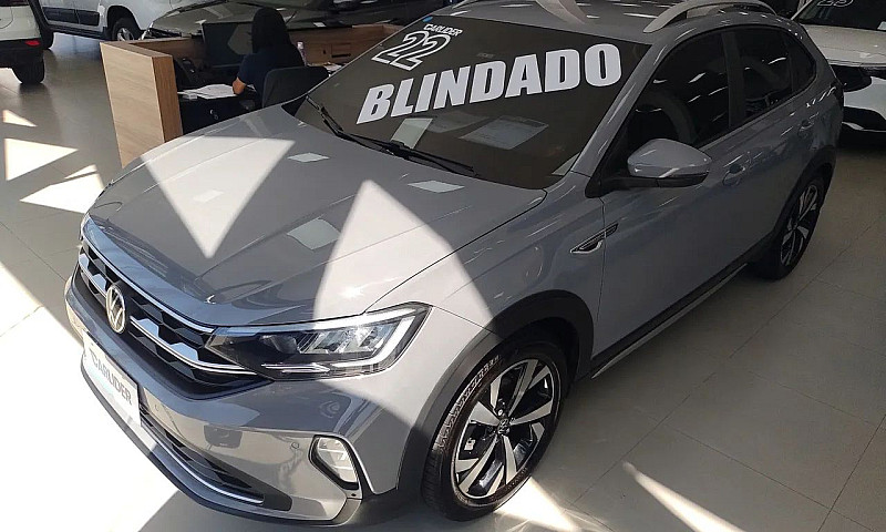 Volkswagen Nivus Hig...