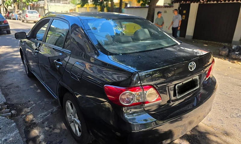 Toyota Corolla Gli 1...