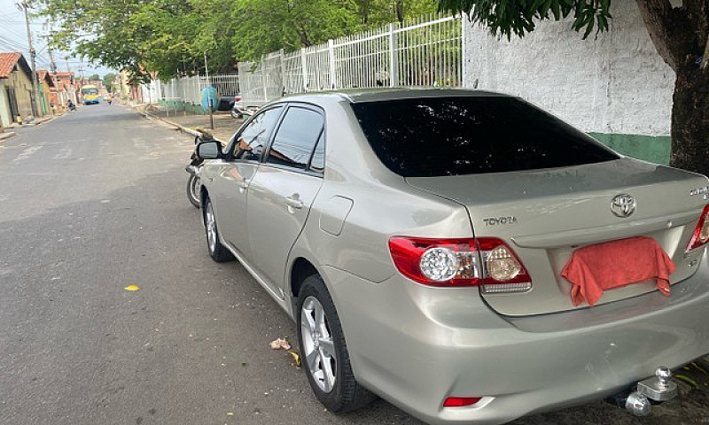 Corolla Xei Ano 2013...