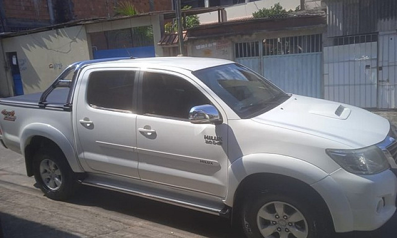 Hilux Cd 3.0 D4D Srv...