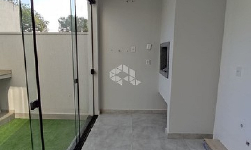 Canoas - Casa Padrão...