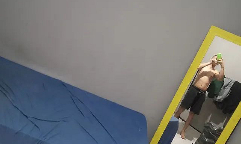 Aluguel De Quartos...