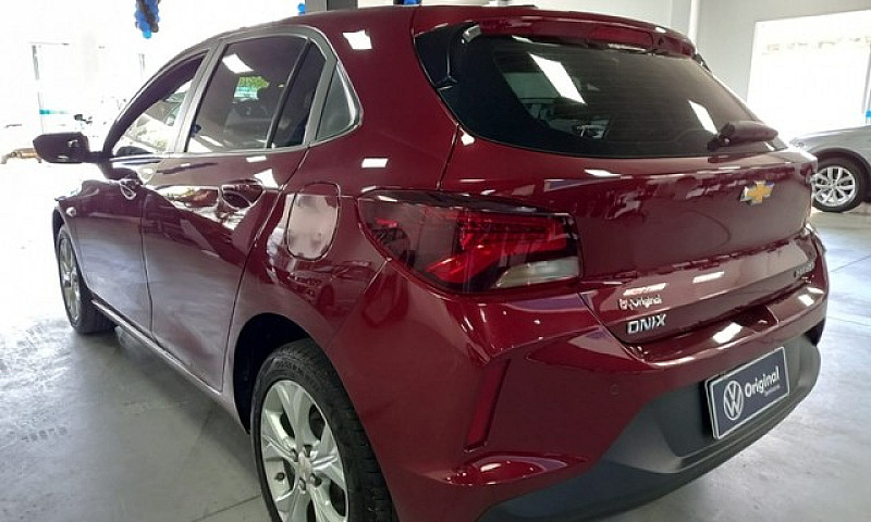 Chevrolet Onix Hatch...