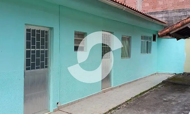 Casa Ampla Com  4 Qu...