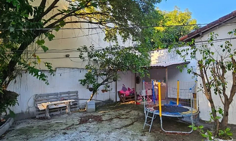 Excelente Casa De 3 ...