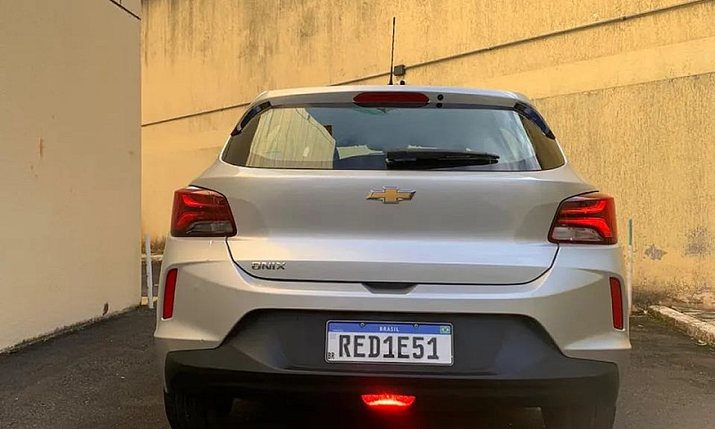 Chevrolet Onix Hatch...