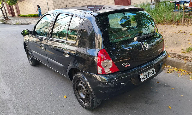 Renault Clio Auth. /...