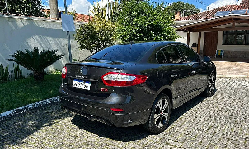 Renault Fluence Seda...