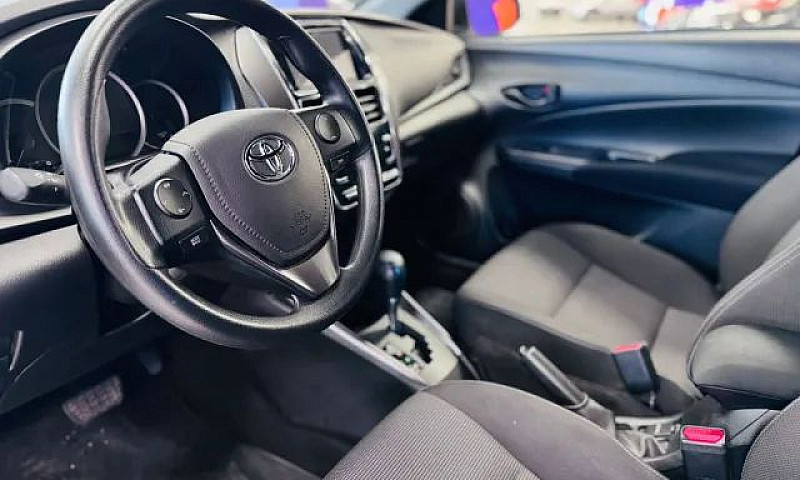 Toyota Yaris Xl 1.5 ...