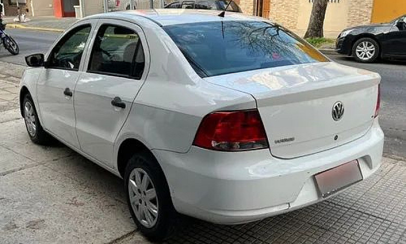 Volkswagen Voyage 1....