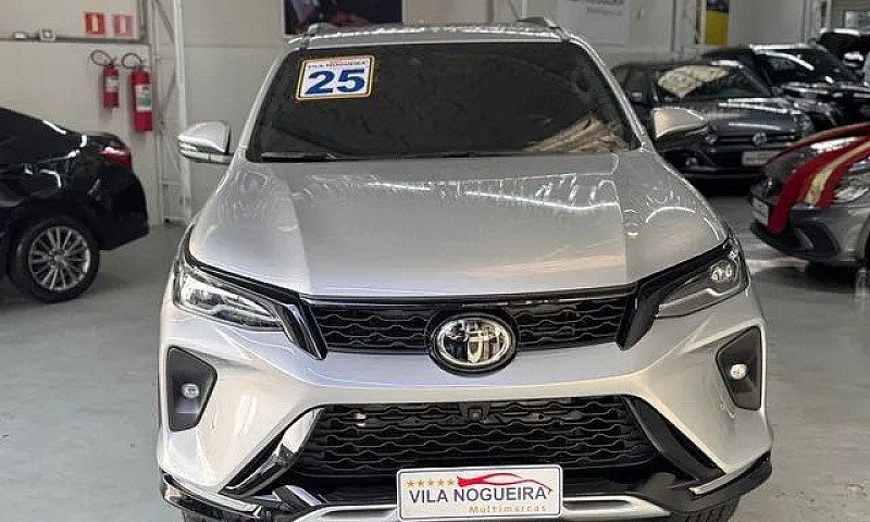 Toyota Hilux Sw4 Srx...