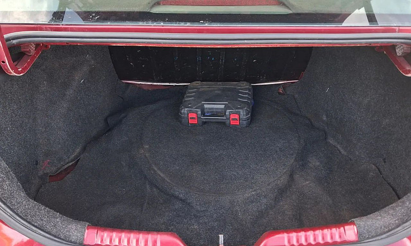 Volkswagen Voyage 1....