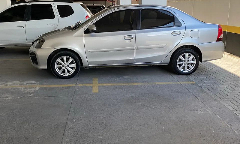 Toyota Etios X Plus ...