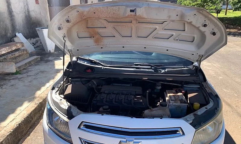 Chevrolet Onix Hatch...