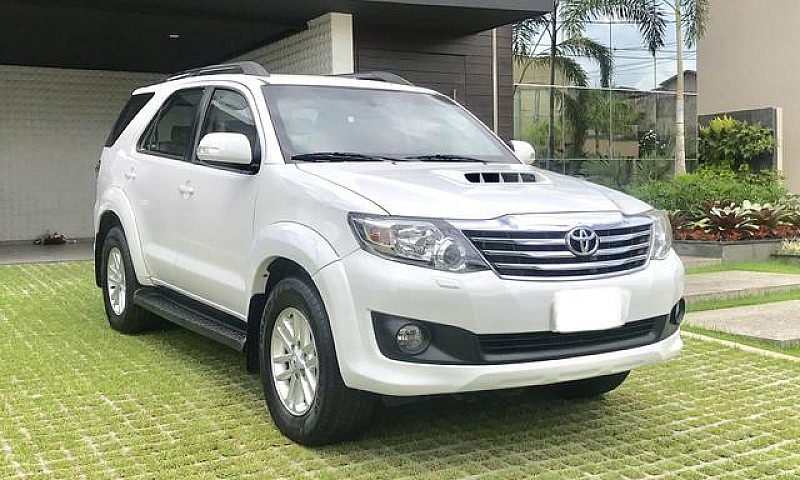 Toyota Hilux Sw4 Srv...