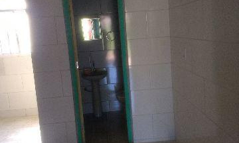 Casa 2 Quartos No Xa...