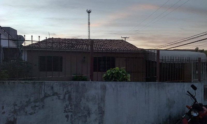 Casa À Venda No Conj...