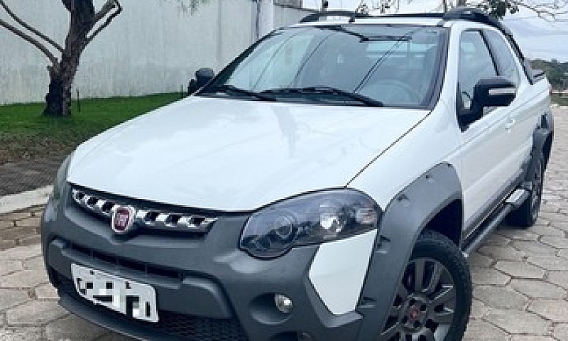 Fiat Strada / 1.8 Ad...