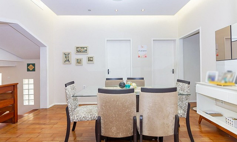 Casa Residencial Com...