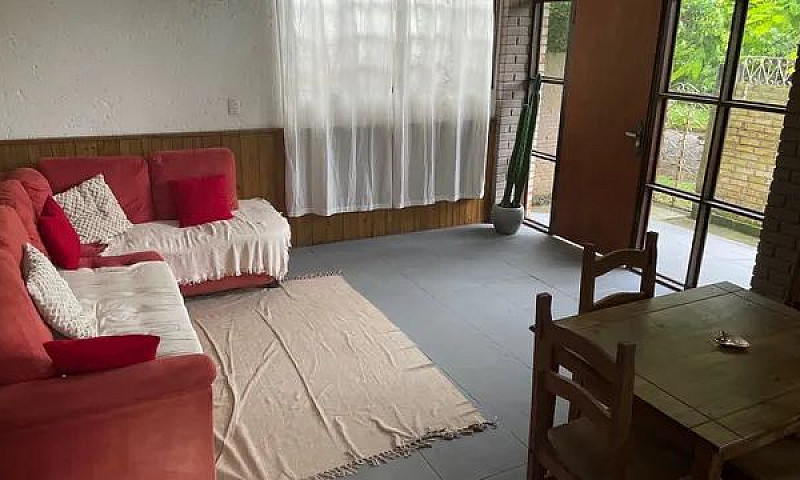 Suíte Em Casa Compar...