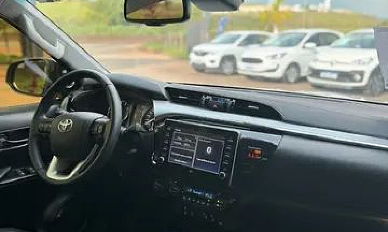 Toyota Hilux Hilux C...