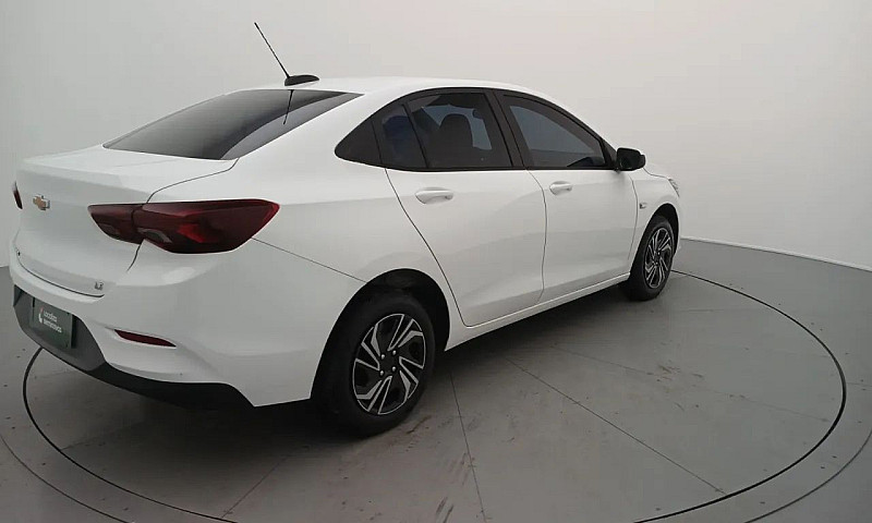 Chevrolet Onix Plus ...