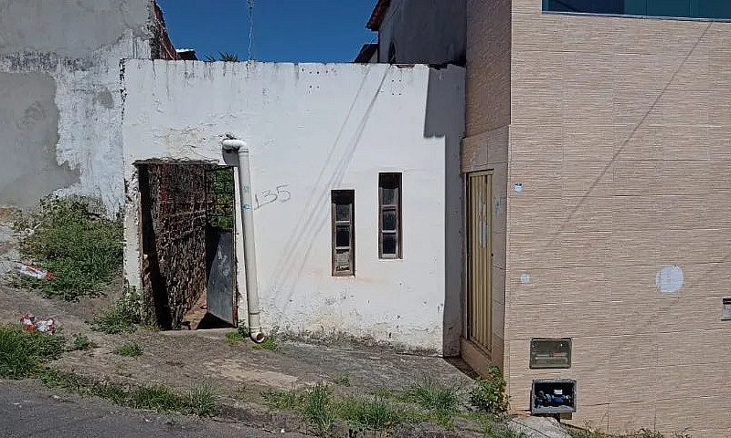 Casas Com Terreno Em...