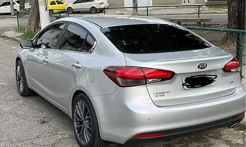 Kia Motors Cerato 1....