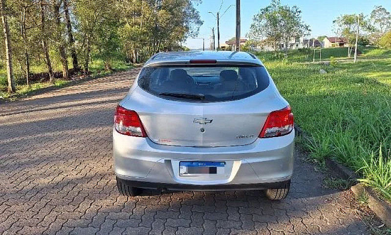 Chevrolet Onix Hatch...