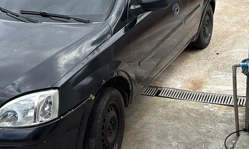 Chevrolet Corsa Sed....