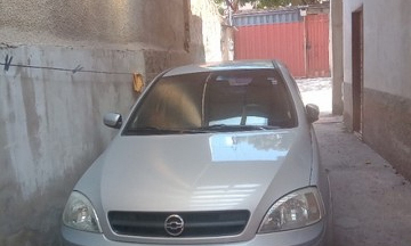Corsa Sedan...