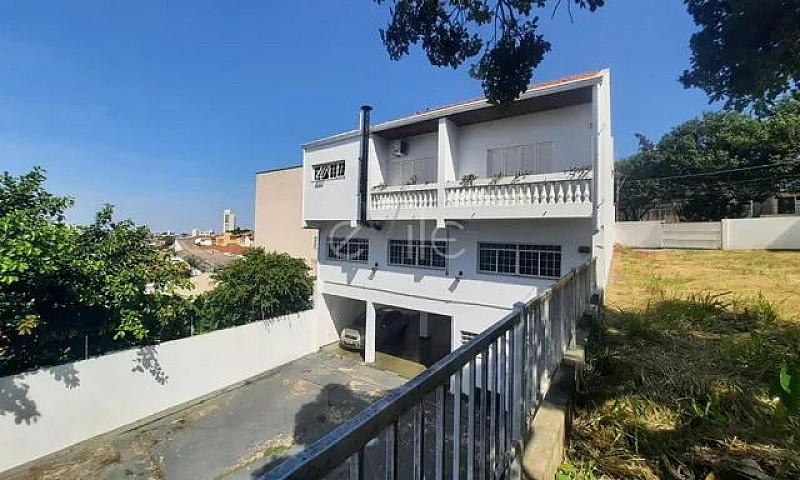 Casa - Jardim Chapad...