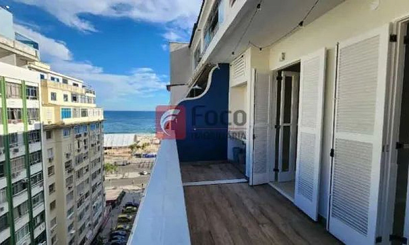 Apartamento-À Venda-...