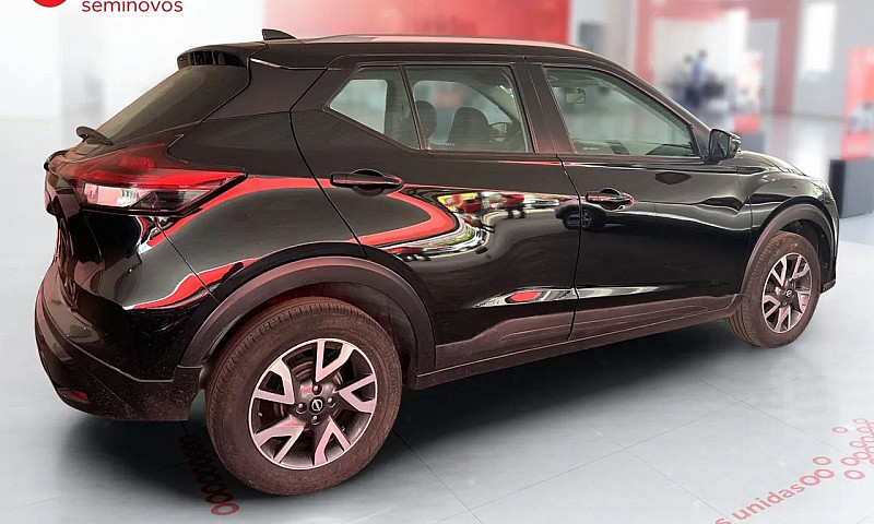 Nissan Kicks Sense 1...