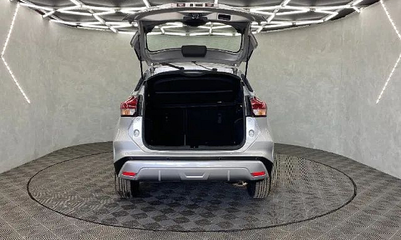 Nissan Kicks Sense 1...