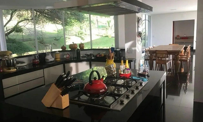 Sobrado Aldeia Do Va...