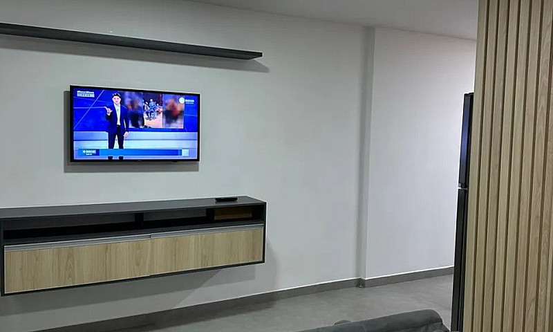 Estúdio Loft Via Ala...