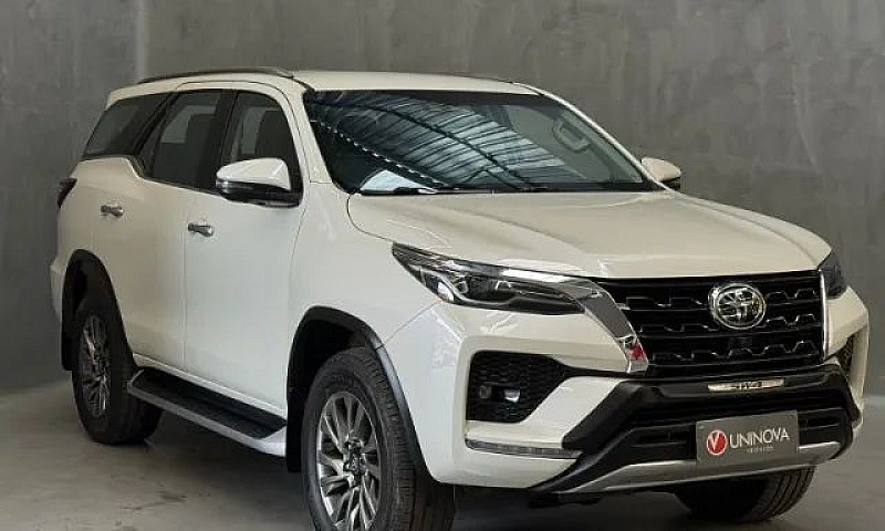 Toyota Hilux Sw4 Srx...