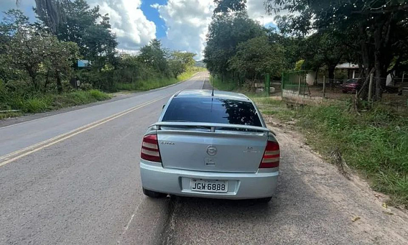 Chevrolet Astra Adva...