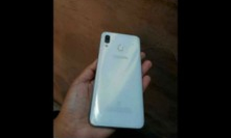 Samsung A30 64 Gigas...