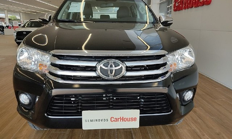 Toyota Hilux 2.8 Srv...