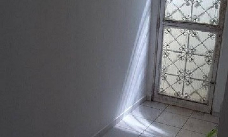 Casa Com 3 Dormitóri...